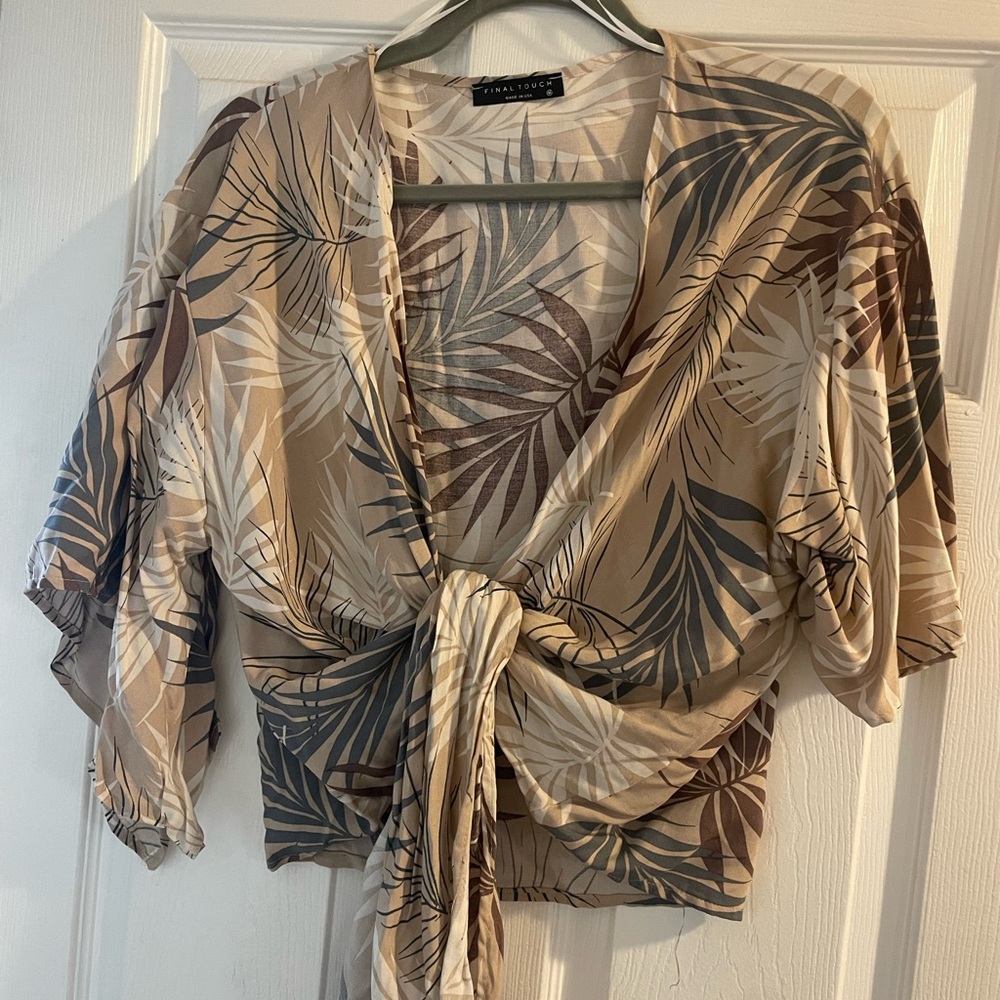 TROPICAL TIE FRONT SHIRT SIZE M
